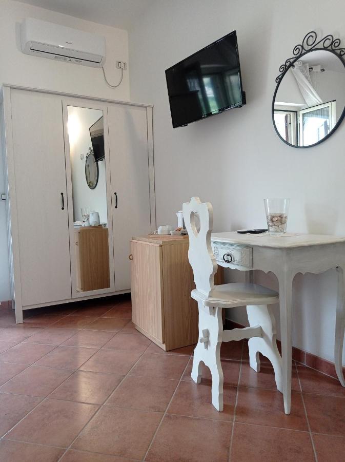 B&B Le Rose Santa Maria di Castellabate Dış mekan fotoğraf